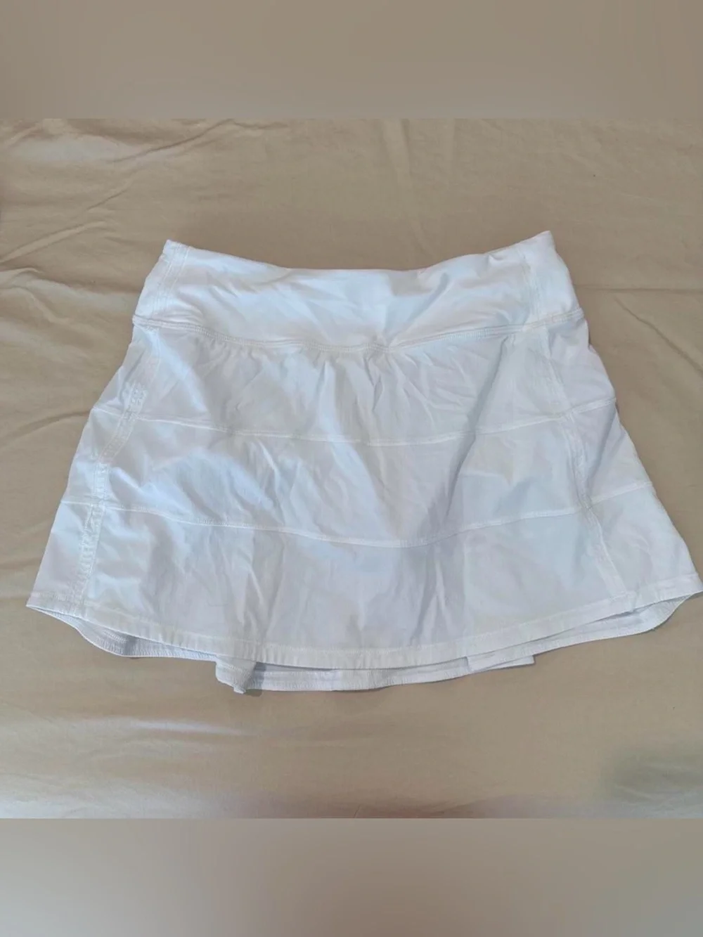 Lululemon Women’s White Athletic Skort - Lightweight Performance Skirt